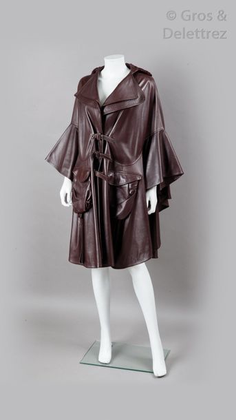 Christian Dior par John Galliano Collection Prêt-à-porter Automne/Hiver 2000-2001...