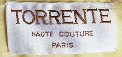 TORRENTE Haute Couture circa 2000/2002 Robe de cocktail en tweed dans les tons orangés,...
