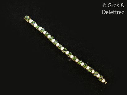 Bracelet articulé composé de perle de culture...