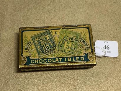 null BOITE à timbres en tôle lithographiée publicitaire "Chocolat Ibled" et au revers...