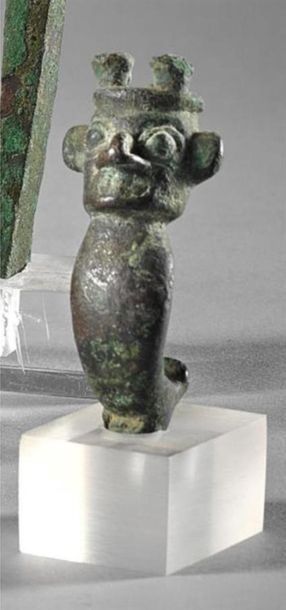 null Petite IDOLE en bronze patine representant un masque - anthropomorphe - CHIMU...