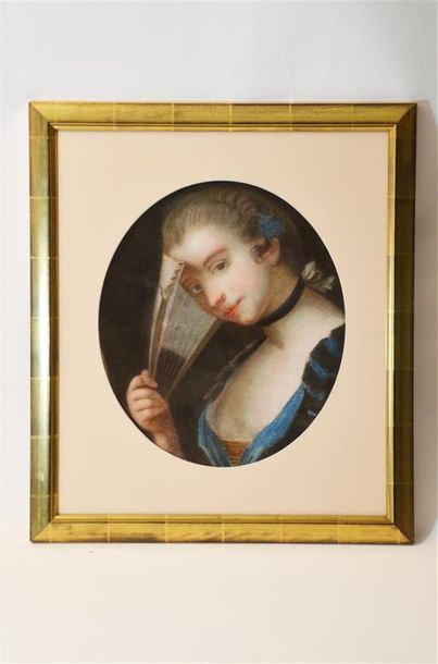 null D'après Rosalba CARRIERA Femme à l'éventail Pastel 38 x 32,5 cm (à vue) 