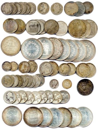null Lot de 66 monnaies diverses en argent 19e et 20e siècles France et étranger...