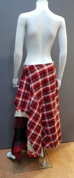 null KENZO: Important asymmetrical long skirt in check weave in red tones with various...