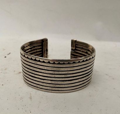 null Silver bracelet - Diameter: 6.3 cm - Ethiopia