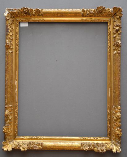 Large carved and gilded oak FRAME decorated...