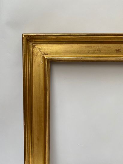 null Gilded wood frame called "à Cassetta". 

France, 19th century 

67 x 56 x 12...