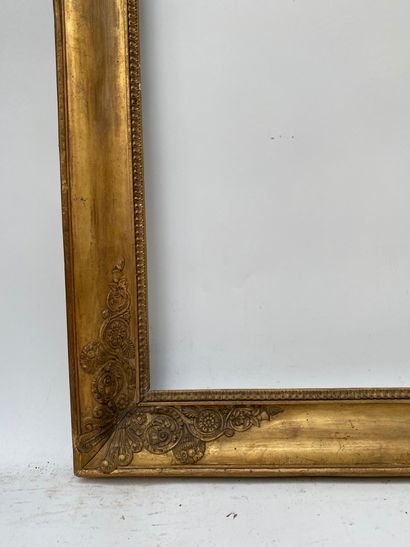 null Gilded wood and paste frame with raise-of-heart decoration and rinceaux and...