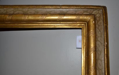 null Large upside down profile FRAME in carved and gilded moulded fir wood with marbled...