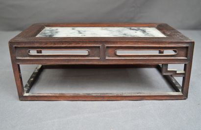 Petite TABLE à écrire en bois exotique plateau...