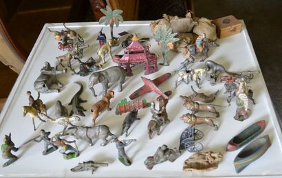 Strong batch of figurines mainly in lead:...