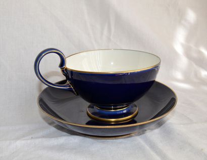 Cup and saucer in blue porcelain 
Sèvres,...