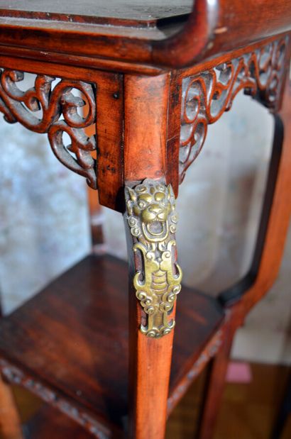 null Wooden and red marble saddle with neo-Chinese decoration and bronzes

circa...