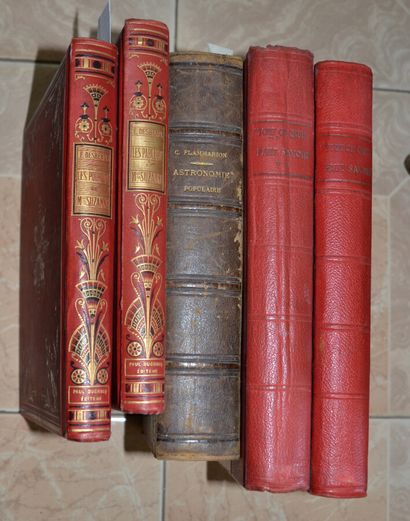 Cinq volumes