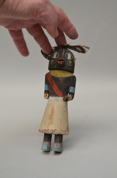  Kachina HO-OTE HOPI (Arizona), circa 1950 
Ornement classique de cette poupée :...