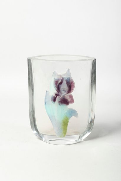 null LHOSTE et DAUM

Vase

Appliquée une irise en pâte de verre

Cristal et pâte...
