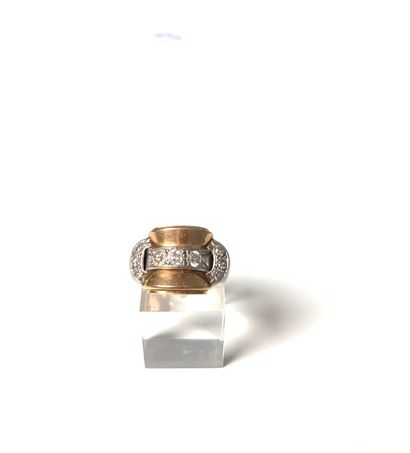 Gold tank ring (750) set with small old cut...