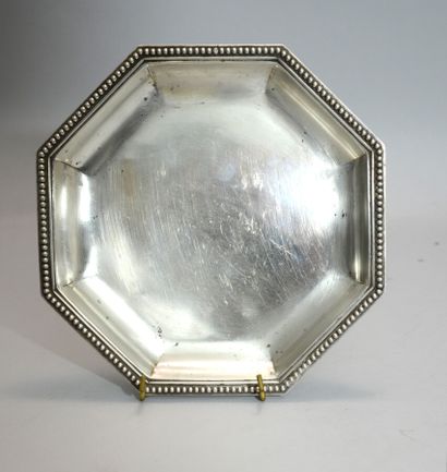 Silver octagonal JAT with pearled edge 
Diameter:...