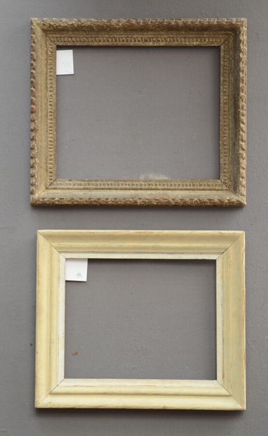 null Two Montparnasse frames in cream-colored wood, one with a stamp on the back

Around...