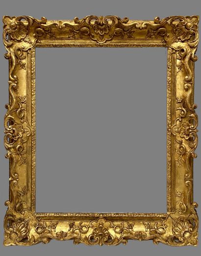 null Beautiful carved and gilded oak FRAME decorated with friezes of water leaves,...