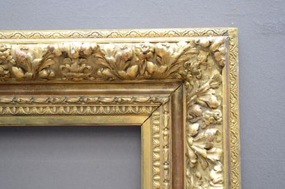 null Large wooden and gilded stucco FRAME called Barbizon (chips and missing)

XIX

79,5...