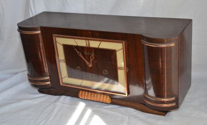 null LOT: Marconi radio set (Length: 54 cm); Vedette carillon clock in rosewood veneer...