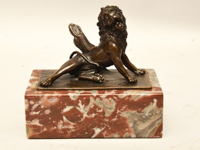 null Early 19th century

Wounded Lion

Bronze with brown patina on a brown base with...