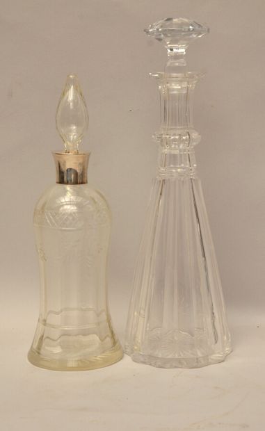 null Two crystal CARAFES, one of truncated cone shape, starred bottom, another one...