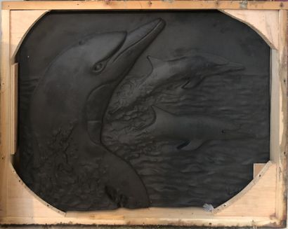 LHOSTE

The dolphins

Cast iron fireback...