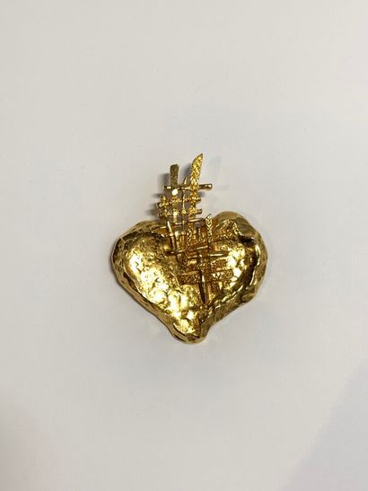 null Christian LACROIX

BROCHE coeur en métal doré

Signée Christian Dior, made in...