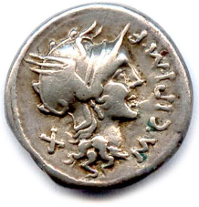 null RÉPUBLIQUE ROMAINE CIPIA Cipius 115-114

Tête casquée de Rome. R/. Victoire...