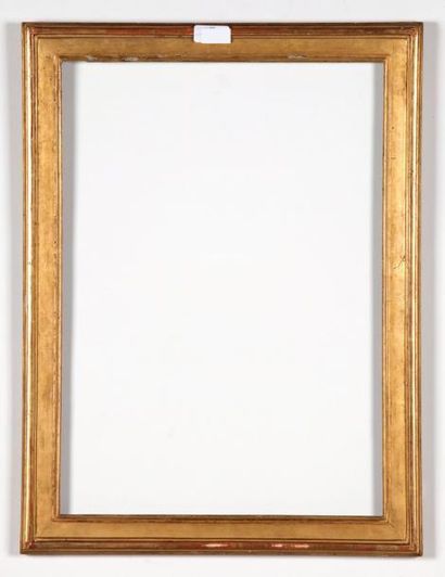  BAGUETTE en chêne mouluré et doré. Epoque Louis XVI. 34,5 x 49 x 4,5 cm