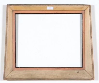 null CADRE en bois laqué trois tons beige, noir et rose. Circa 1900. 31 x 38 cm