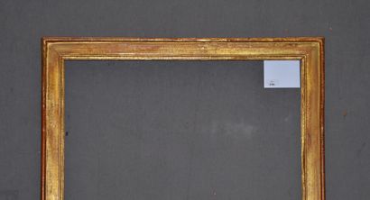 null BAGUETTE en bois mouluré et redoré

Epoque Louis XVI

55,5 x 40,5 x 4 cm