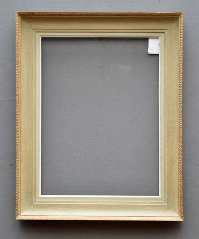 null CADRE en bois mouluré rechampi blanc dit Montparnasse

59,5 x 44,5 x 9 cm