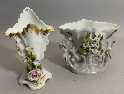 null PARIS 

Suite of two porcelain wedding vases with polychrome decoration of flowers....