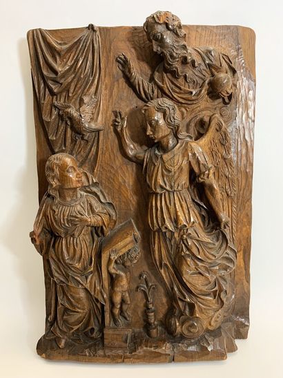 null HAUT RELIEF en chêne sculpté figurant l'Annonciation. 

Fin du XVIIe siècle....