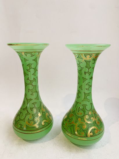 BACCARAT 
Pair of baluster vases in green...
