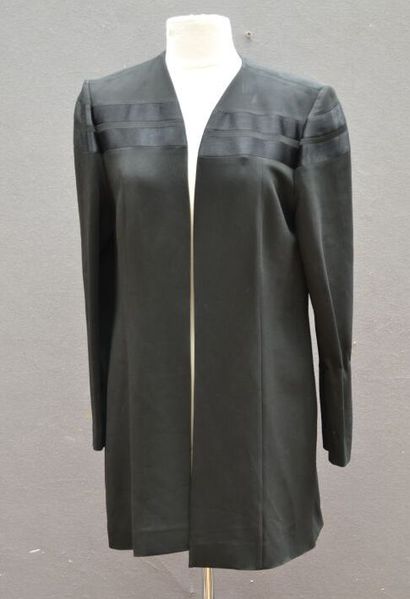 null Longue veste en lainage noir avec applications de rubans de satin au niveau...
