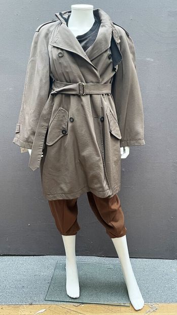 null Jean-Paul GAULTIER - Khaki cotton raincoat-gabardine with black buttoning and...