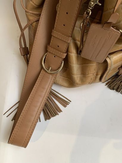 null LANCEL - Bucket bag model "Premier Flirt" in beige leather crocodile style.

Removable...