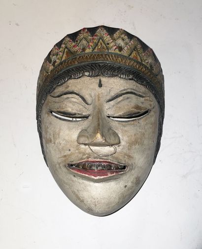 null Carved and painted wooden mask.

 Region of Solo, East Java, Indonesia.

Height...