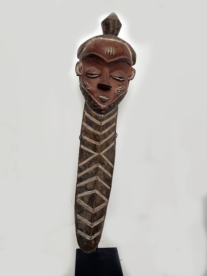 null Pende mask with long beard 

Democratic Republic of Congo - Wood -pigments 

H....