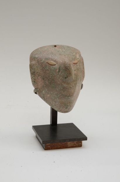 null Stylized head with busted nose and almond-shaped eyes with inlay.

Speckled...