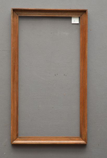 null Frame in natural wood with mouldings.

20th century

Size : 43 x 82 x 5 cm.