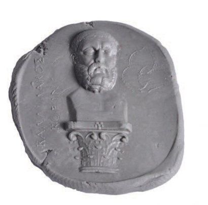 null INTAILLE gravée d'un buste de Kallimakos de Corinthe posé sur un chapiteau de...