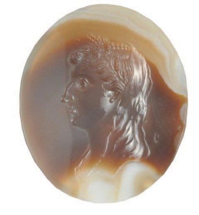 null INTAILLE gravée d'un portrait d'impératrice (Livie?) en Cérès. Beau style Agate....