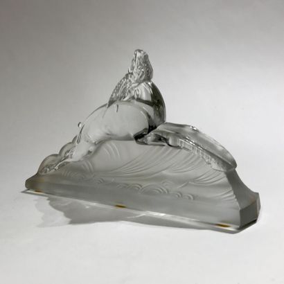 null Manufacture of VAL SAINT LAMBERT
Antelope
Proof in glass bench molded frosted.
Signed.
H...