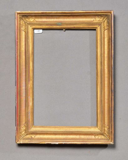 null FRAME 
in wood, gilded paste, said with channels.
19th century. 
Dimensions...
