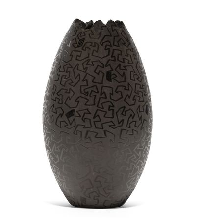 Anonyme
Vase en terre cuite noire de forme...